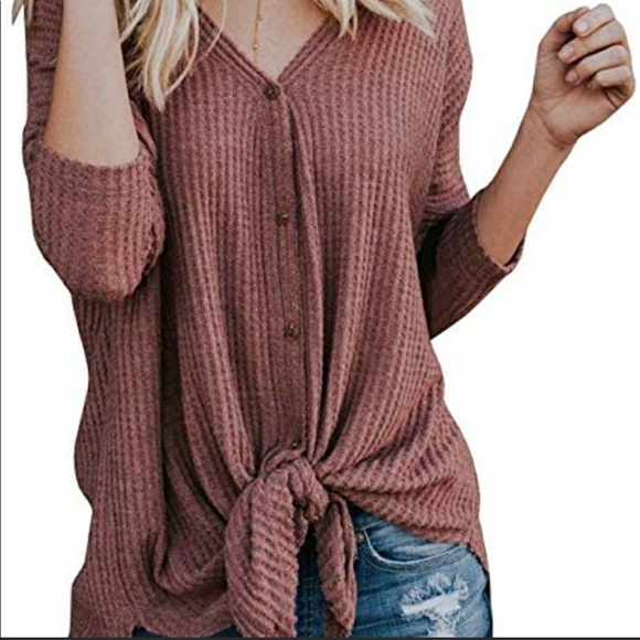 Tops - 🌵 Waffle knit v neck top